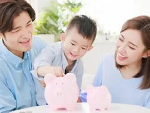 Sổ tiết kiệm đứng tên con, cha mẹ có được quyền rút?
