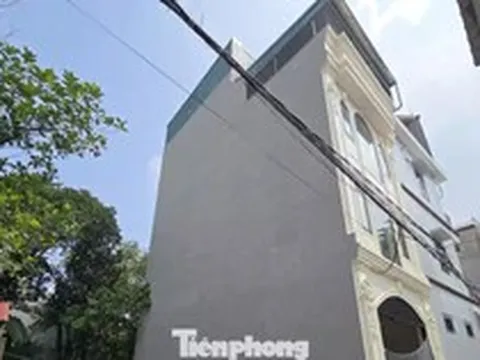 Xây nhầm nhà trên đất hàng xóm: Đã tháo móng, vẫn chờ thỏa thuận để 'chuyển nhà'