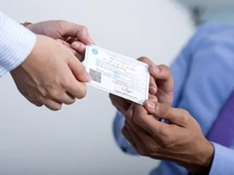 Đề xuất mới của Bộ Y tế: Khám BHYT giảm giấy tờ, bớt thủ tục