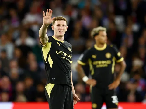 Man City vẫn chi gần nửa tỷ bảng trước ngày phán quyết