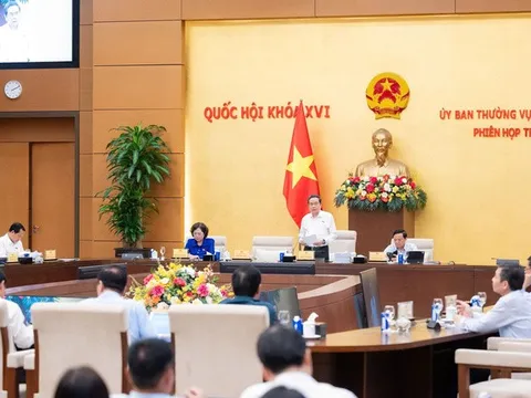 Khai mạc Phiên họp thứ 7 của Ủy ban Thường vụ Quốc hội