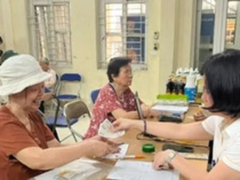 Người có lương hưu, trợ cấp trên cả nước sẽ không bị khấu trừ tiền để trả nợ ngân hàng trong trường hợp này