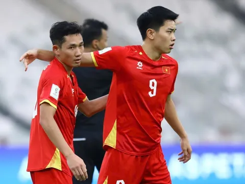 Việt Nam có thể mất top 100 FIFA nếu thua Malaysia