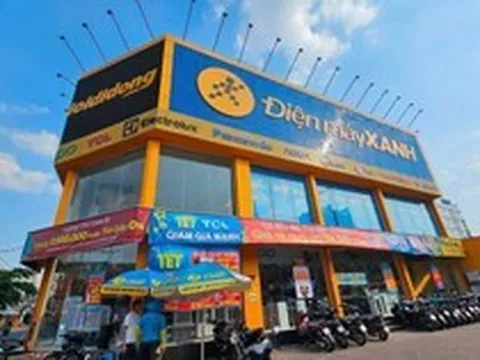 Nghịch lý tại Điện Máy Xanh: Đóng 21 cửa hàng nhưng doanh thu vẫn tăng gần 30%, tháng 9 lập đỉnh doanh thu hơn 12.400 tỷ đồng nhờ sản phẩm nhà Táo