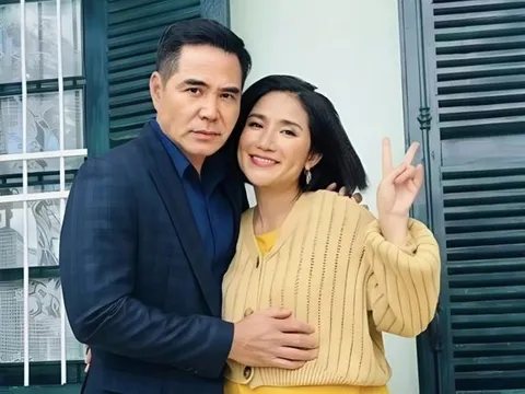 Cát Tường báo tin vui với Trung Dũng ở tuổi 49