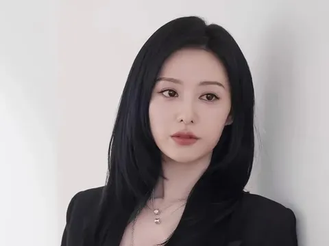 Nỗi bất an của 'nữ hoàng nước mắt' Kim Ji Won