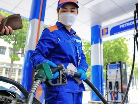Hướng dẫn khai thuế xăng dầu theo chính sách mới