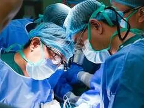 BV Bạch Mai cơ sở Ninh Bình: Công suất giường 112%, cứu nhiều ca hiểm nghèo