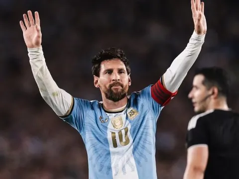 Không cần tìm người thay Messi