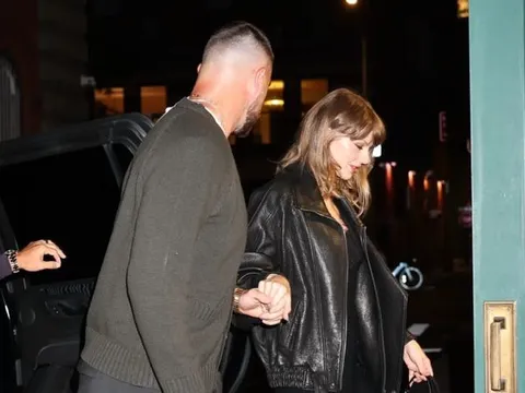Taylor Swift diện váy ren quyến rũ trong tiệc sinh nhật của chồng
