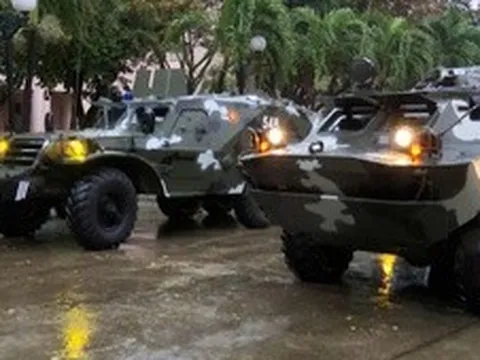 Đà Nẵng sẵn sàng lực lượng, xe thiết giáp ứng phó mưa lớn kéo dài