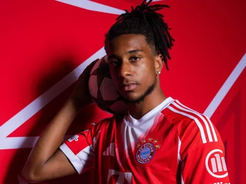 Bayern làm điều chưa từng có với Olise