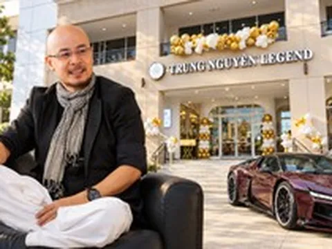 Ông Đặng Lê Nguyên Vũ muốn mở 100 quán cà phê tại Mỹ: Nhà thầu tại cửa hàng thứ 10 đột nhiên biến mất, 4 năm mới có thể khai trương