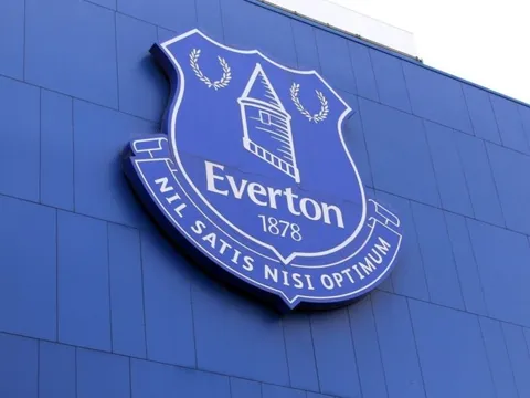 Everton bị rao bán