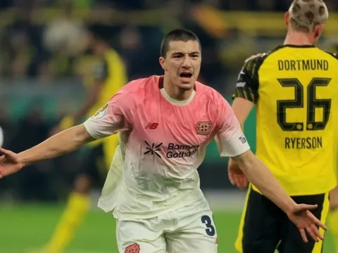 Leverkusen tăng lương giữ chân ngôi sao gốc Việt