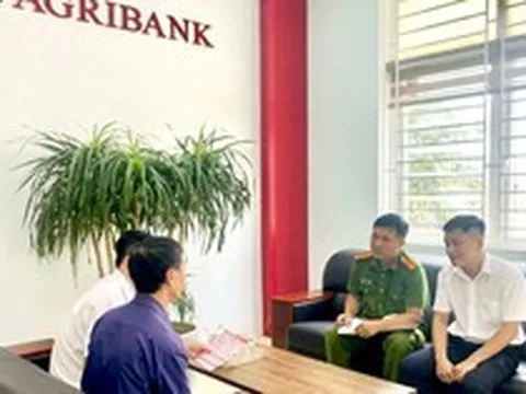 Nhận trình báo từ nhân viên Agribank, PGBank: Công an kiểm tra các giao dịch bán vàng, rút sổ tiết kiệm để chuyển khoản từ 900 triệu đến 1,5 tỷ đồng