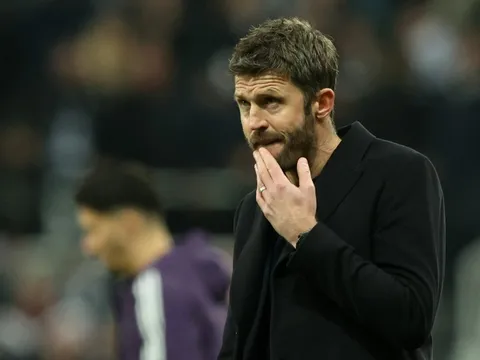 Khi nào MU sa thải Carrick?