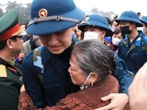Đề xuất một số chế độ, chính sách đối với hạ sĩ quan, binh sĩ và thân nhân