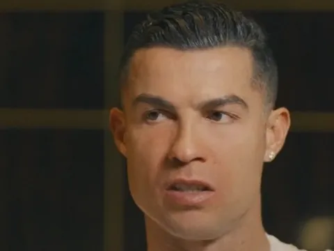 Kênh truyền hình Bồ Đào Nha phải gỡ video về Ronaldo