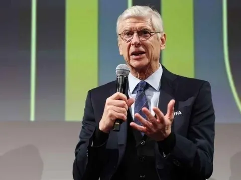 Giới doanh nhân mê bóng đá nên đọc hồi ký của Wenger