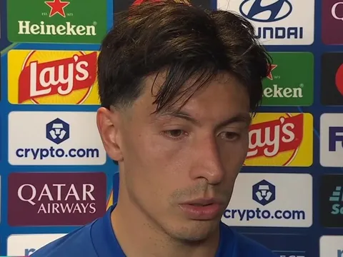 Martinez đối mặt án phạt từ MU