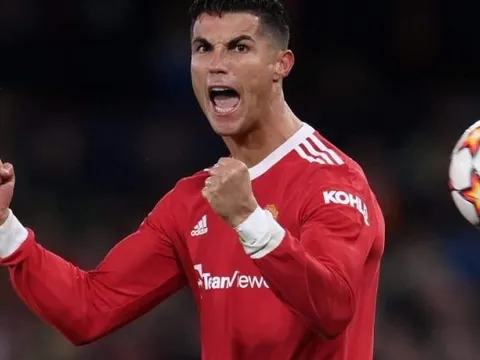 Vì sao Ferguson mềm với Ronaldo hơn Beckham