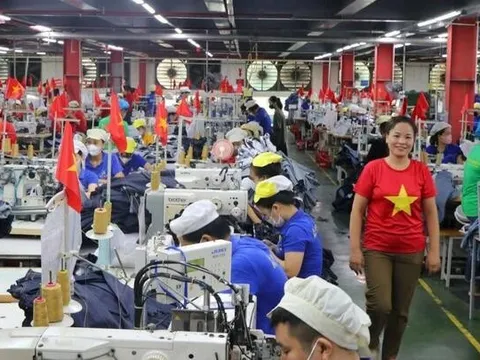 Bộ Nội vụ hướng dẫn doanh nghiệp 3 phương án nghỉ Tết Âm lịch năm 2027