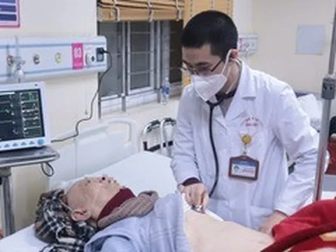 Cử tri phản ánh thủ tục chuyển tuyến mất thời gian, bất tiện: Bộ Y tế nói gì?