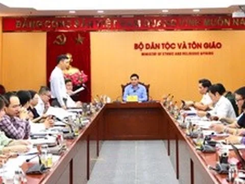 Xây dựng nghị quyết mới về công tác dân tộc
