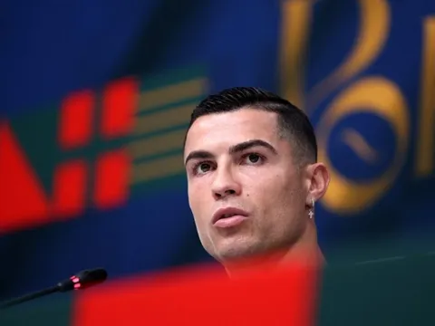 ‘Cristiano Ronaldo chỉ bằng một nửa của Ronaldo Nazario’