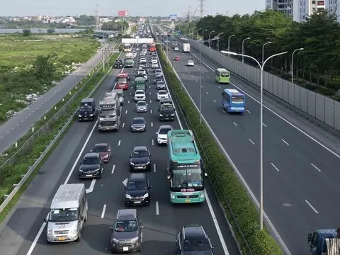 Sẽ thông báo tuyến đường cao tốc xử phạt quy định về tốc độ, khoảng cách