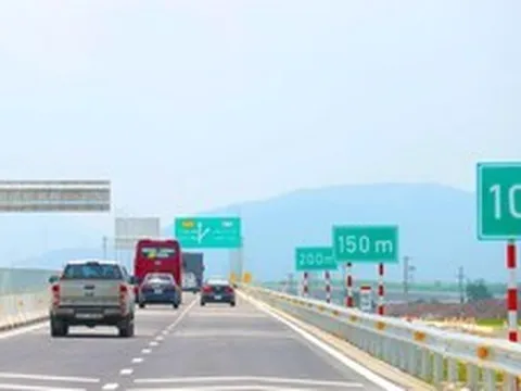 7 tuyến cao tốc phải bổ sung biển báo khoảng cách an toàn trước ngày 31/10