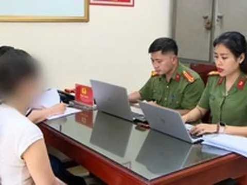 Công an đồng loạt triệu tập 30 người ở Thanh Hóa và Hà Nội để điều tra các giao dịch rút tiền số lượng rất lớn