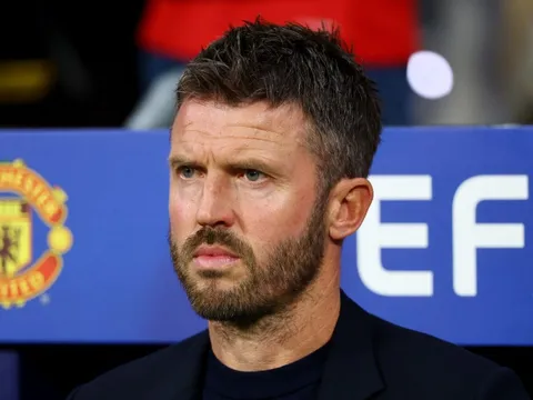 Carrick: 'Người ngoài chẳng hiểu gì về MU'