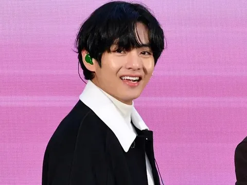 V (BTS) không dự Paris Fashion Week vẫn tạo ra giá trị truyền thông cực khủng