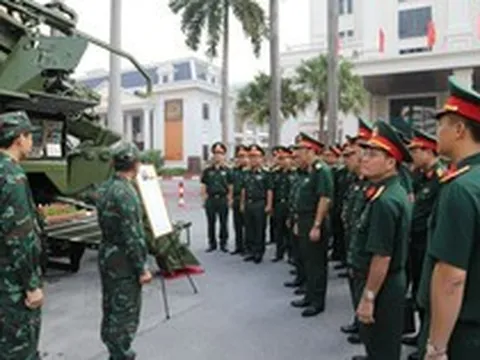Viettel nhận nhiệm vụ khẩn trương hoàn thiện hệ thống pháo tự hành