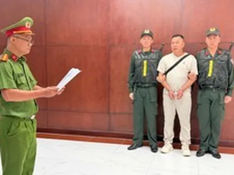 Khởi tố đối tượng sử dụng trái phép nhãn hiệu 'Hằng Du Mục' để kinh doanh táo đỏ