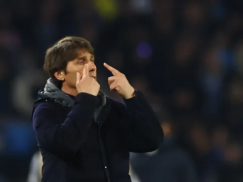 MU có nguy cơ mất Conte vào tay Juventus