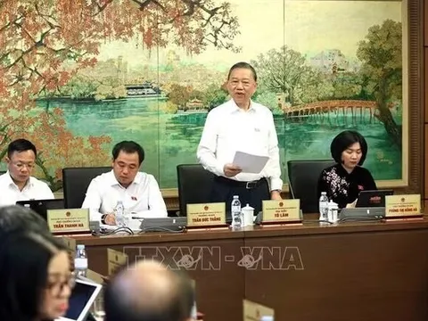 Tổng Bí thư, Chủ tịch nước Tô Lâm: Thước đo thành công của luật là tạo thuận lợi và giảm chi phí cho xã hội