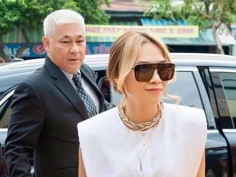 'Người đàn ông cả nước biết mặt' đăng đàn thổ lộ về Mỹ Tâm
