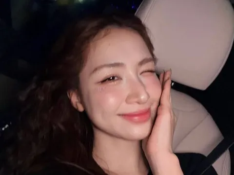 Tâm sự thật lòng của Hòa Minzy về chàng trai kém 1 tuổi