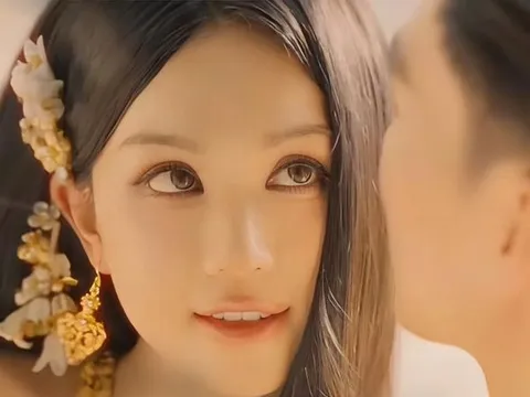 Ngọc Trinh công khai 'đám cưới' với chàng trai kém 8 tuổi