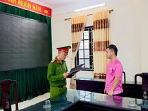 Công an kiểm tra cửa hàng thời trang, khởi tố ông chủ Lê Tuấn Đức SN 1999