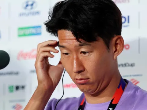 Son Heung-min bị đàn em ở tuyển Hàn Quốc cô lập