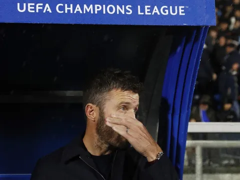 MU ra phán quyết về tương lai Carrick