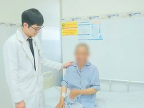 Người phụ nữ co giật nhiều lần, đi khám phát hiện khối u não to như quả trứng gà
