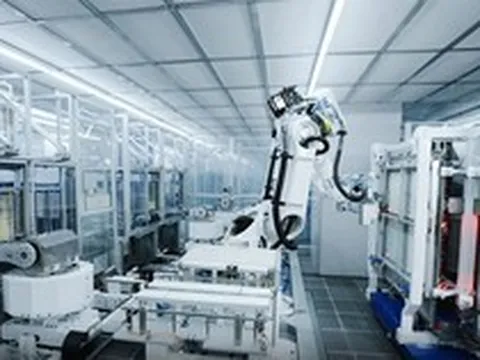 Nhà cung cấp kính cho Apple, Samsung, Tesla rót thêm 13.000 tỷ vào Việt Nam để xây nhà máy 5G