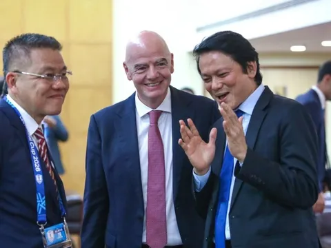 Châu Á ủng hộ Infantino