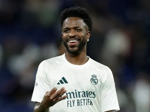 Vinicius cười nhạo Barcelona