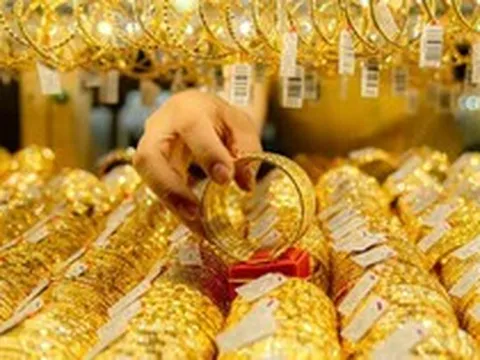 Giá vàng miếng, vàng nhẫn sáng ngày 27/10 tại SJC, Bảo Tín Minh Châu, PNJ, Phú Quý,...